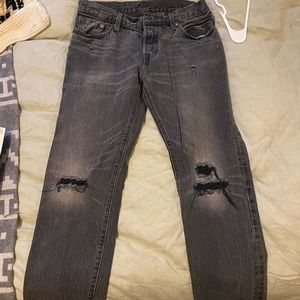Levi ripped lowrise jeans